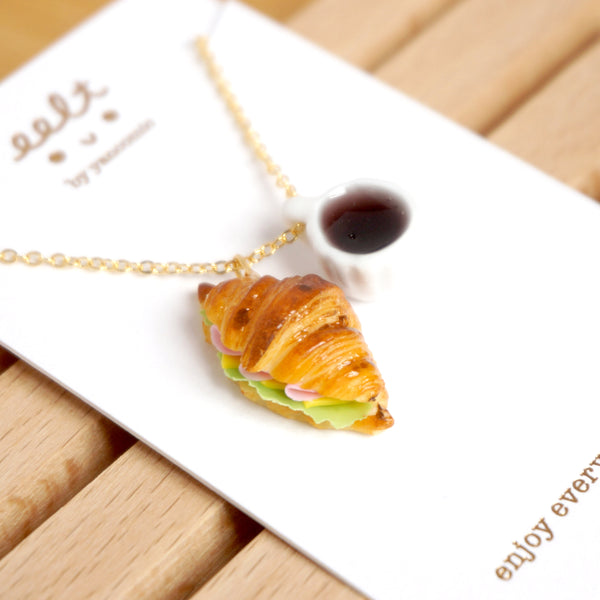 【Pastry & Cafe系列】牛角包三文治配咖啡．頸鏈(現貨) croissant sandwich with coffee