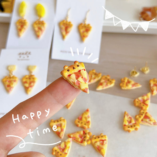 【動物造形系列】小熊Pizza．耳環(現貨) Cute bear pizza earrings