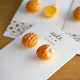 【香港茶餐廳系列】咬一口白汁雞批．耳環 Hong Kong-style Chicken Pie earrings