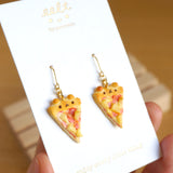 【動物造形系列】小熊Pizza．耳環(現貨) Cute bear pizza earrings