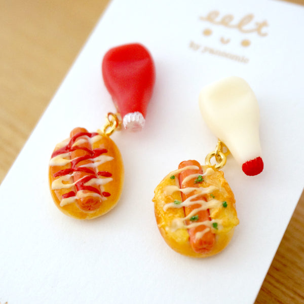 【魔法醬汁系列】美乃滋+蕃茄醬.沙津腸仔包.耳環(現貨) mayonnaise & ketchup Sausage bread earrings